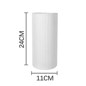 Lanterne Pleated Porcelain Table Lamp
