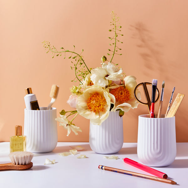 Load image into Gallery viewer, Beautifully designed white porcelain candle vessel