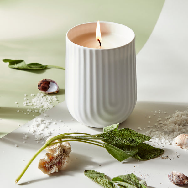 Load image into Gallery viewer, Lanterne Arc Scented Porcelain Candle, Sea Salt &amp; Sage
